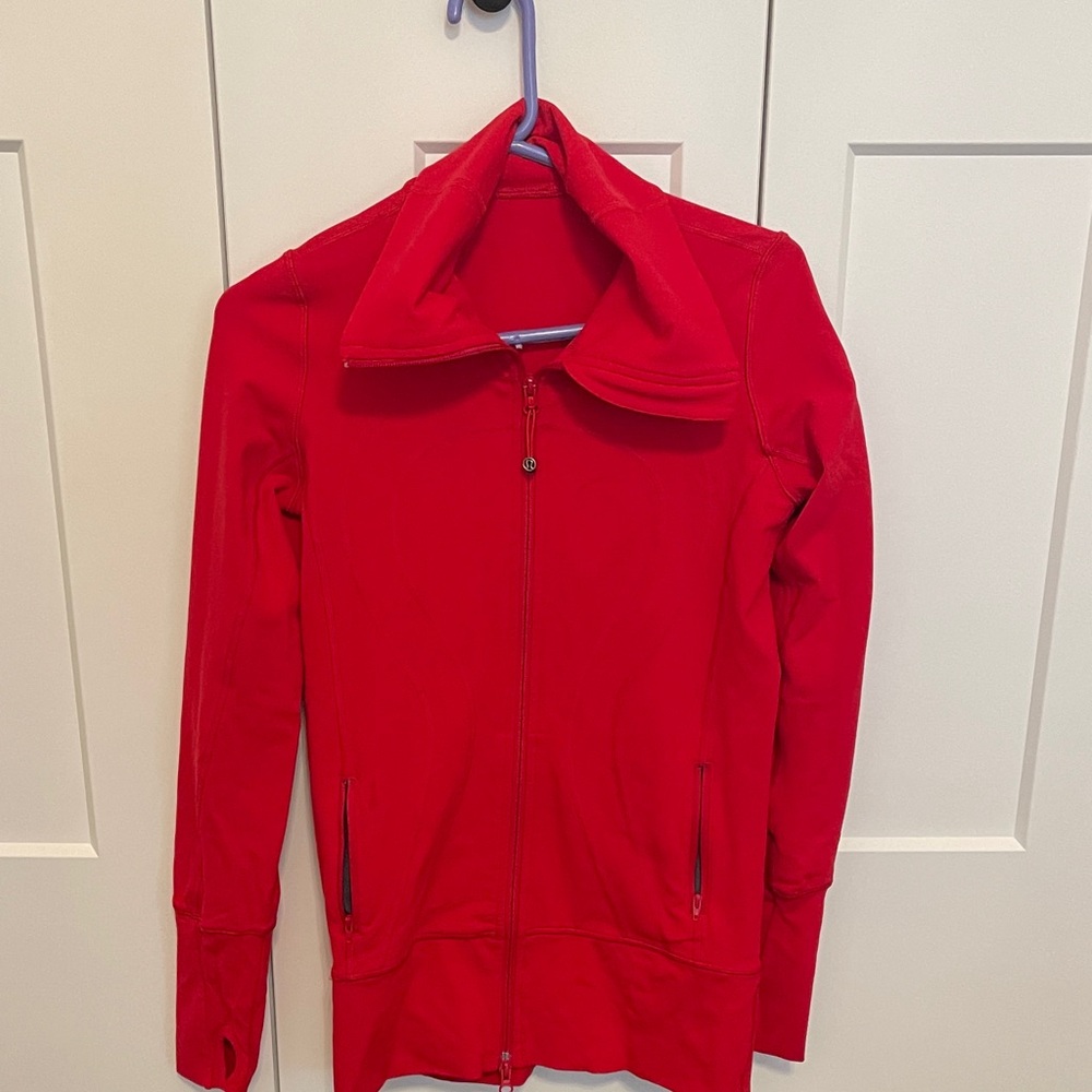 Lululemon Athletica Women's Red Zip-Up Jacket. Excellent condition. Hardly worn